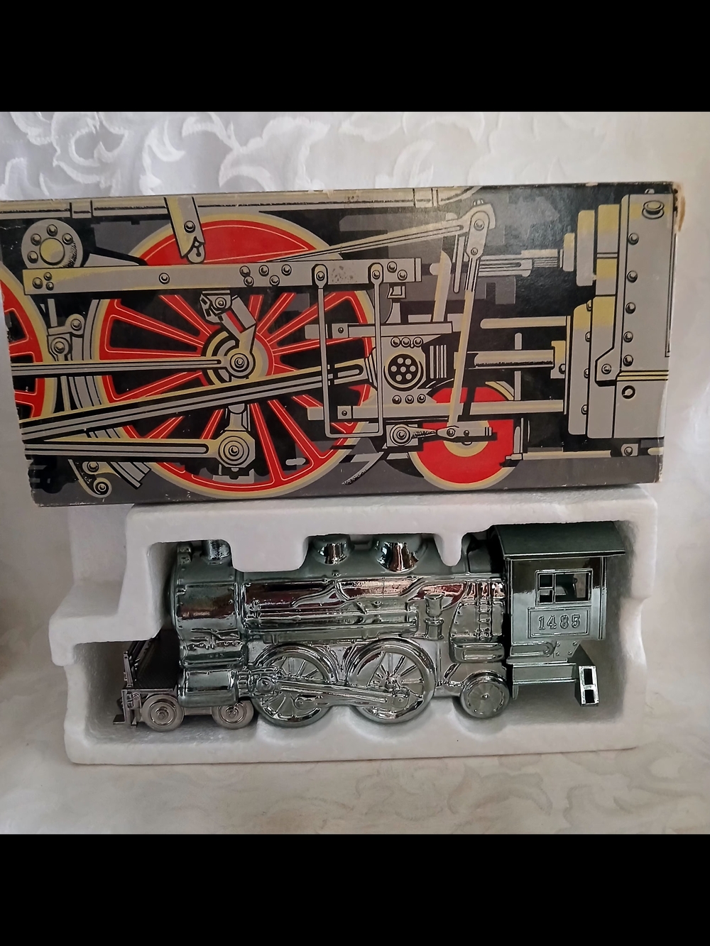 Avon Learther After Shave The Atlantic 4-4-2 Train Collectible 5 oz.